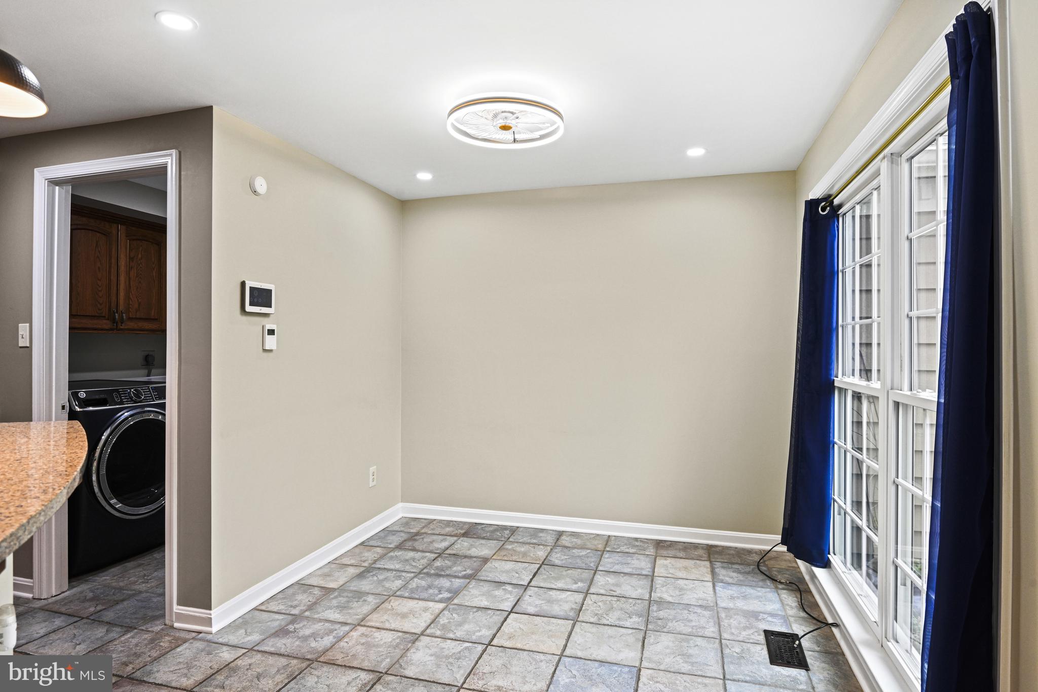 ASHBURN FARM - Residential