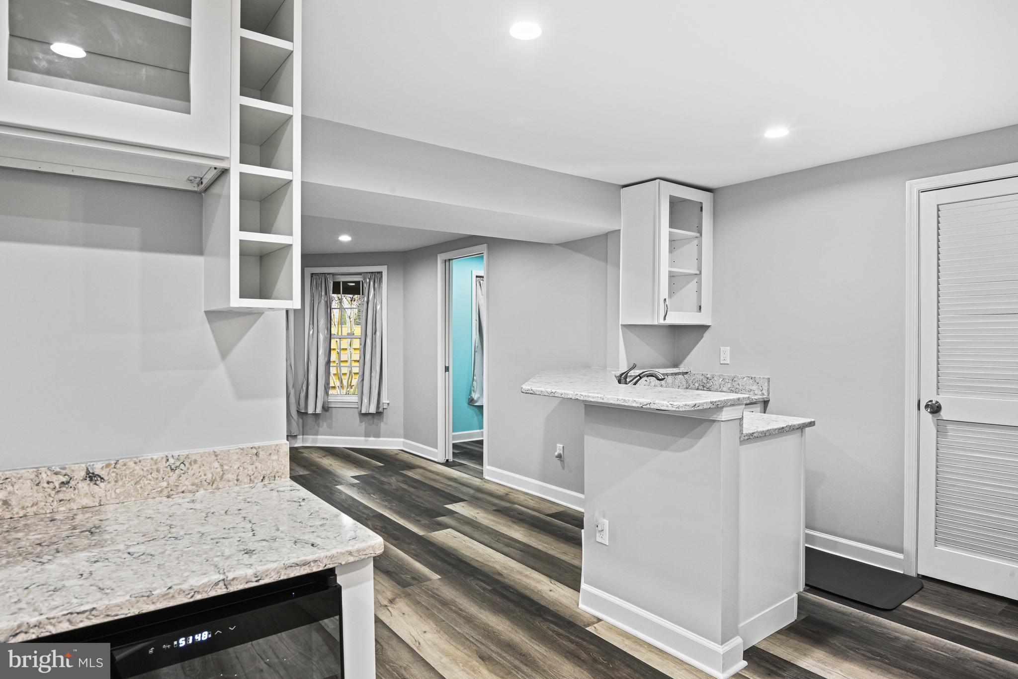 ASHBURN FARM - Residential