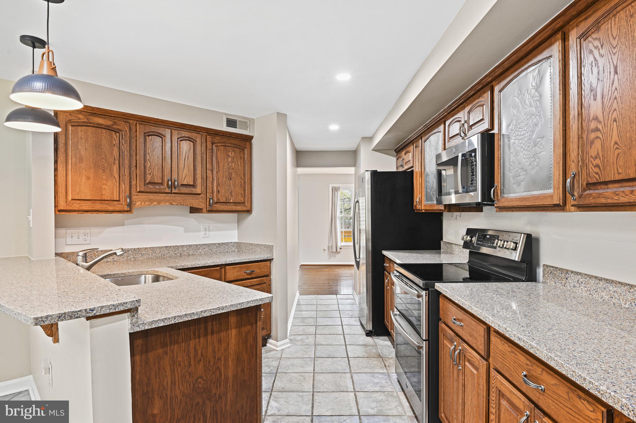 ASHBURN FARM - Residential