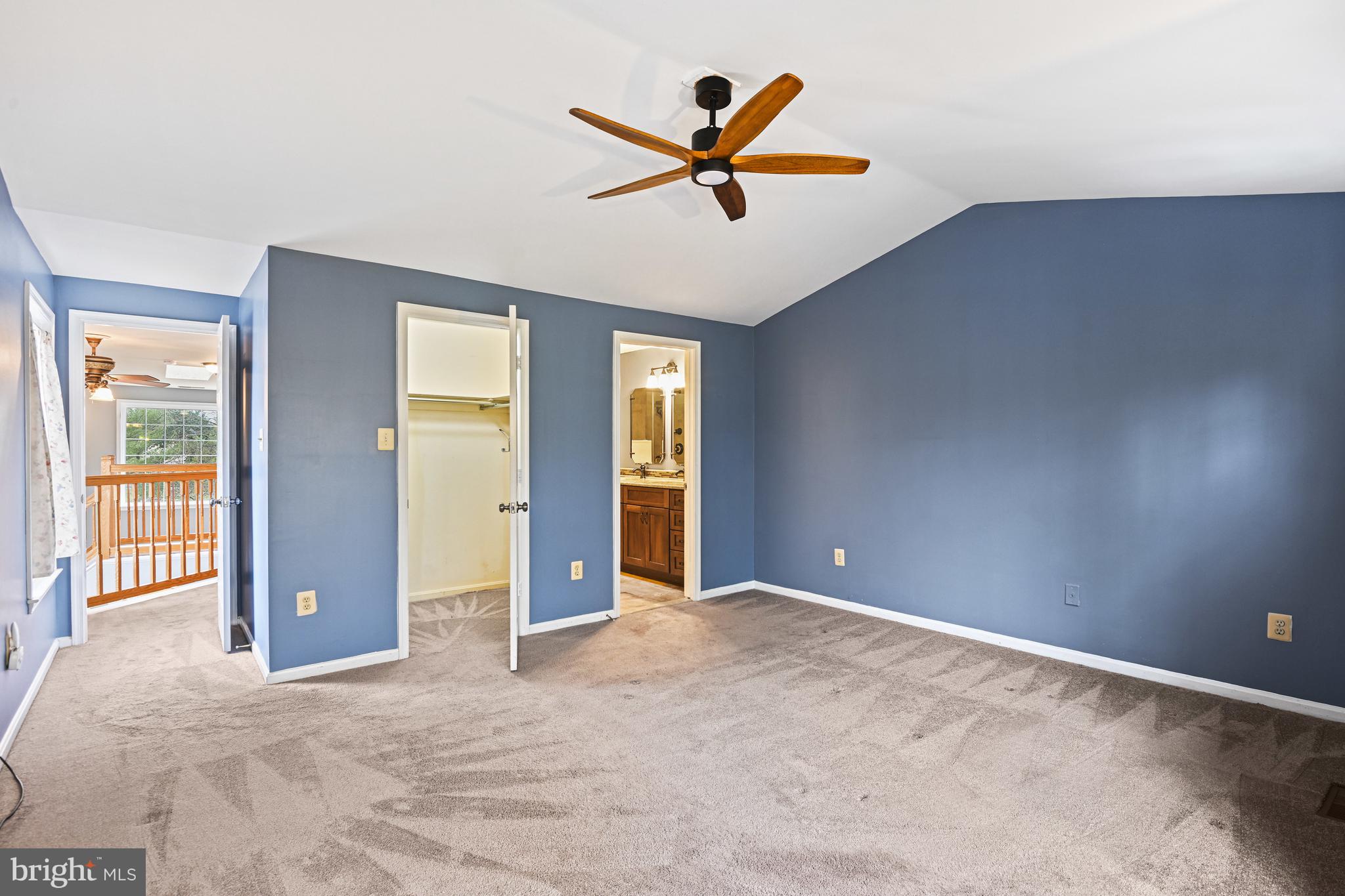 ASHBURN FARM - Residential