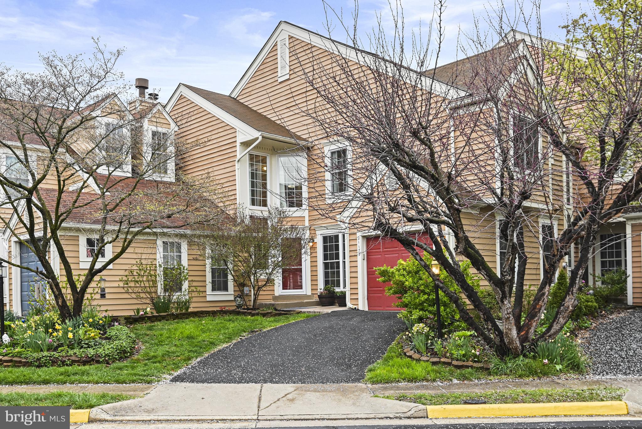 ASHBURN FARM - Residential