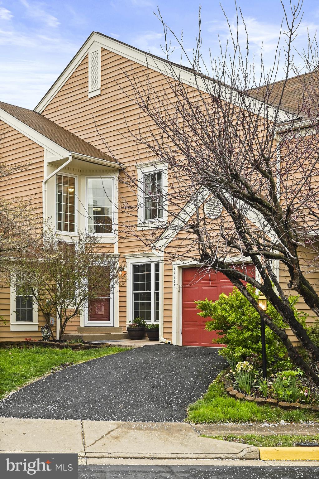 ASHBURN FARM - Residential