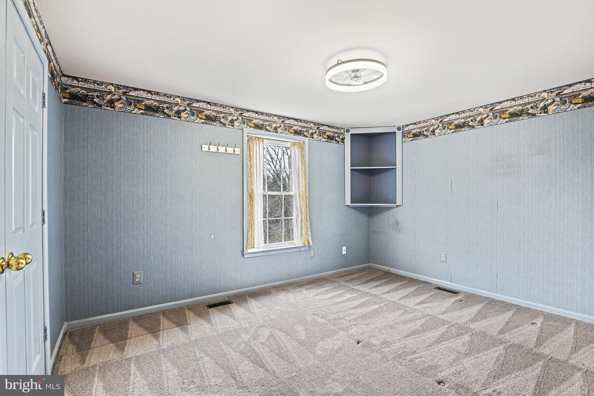 ASHBURN FARM - Residential