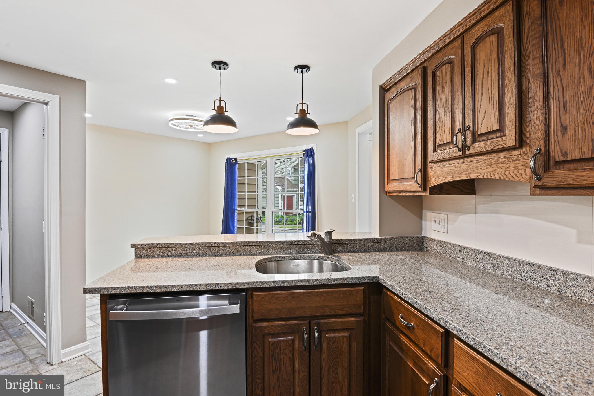 ASHBURN FARM - Residential