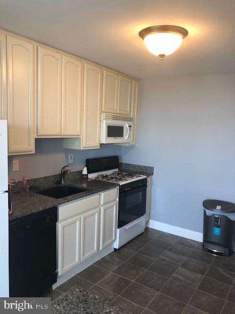 PARK PLAZA - Residential