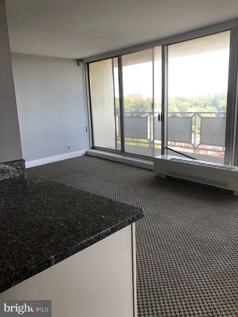 PARK PLAZA - Residential