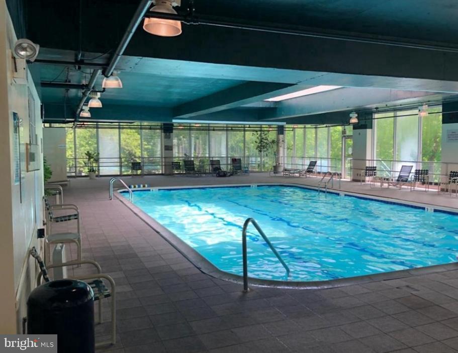 PARK PLAZA - Residential