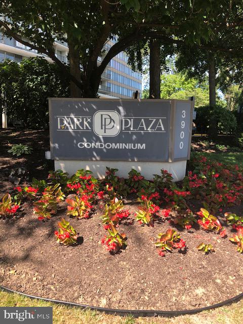 PARK PLAZA - Residential