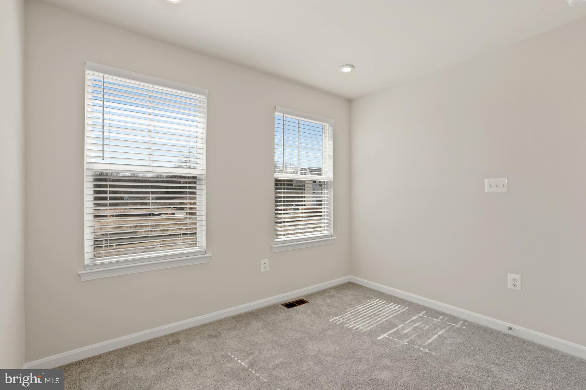 HIGHLAND PARK - Residential Lease