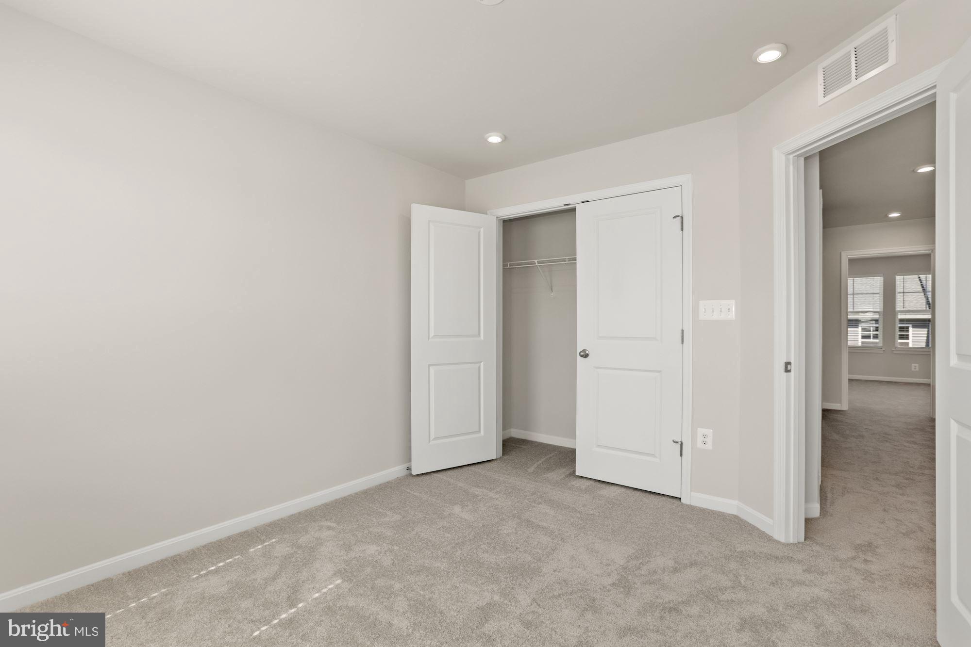 HIGHLAND PARK - Residential Lease