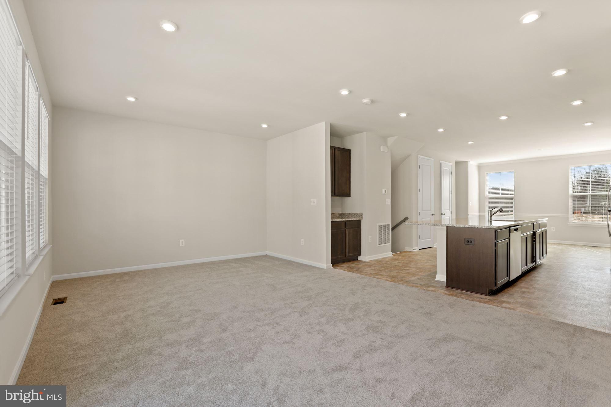 HIGHLAND PARK - Residential Lease