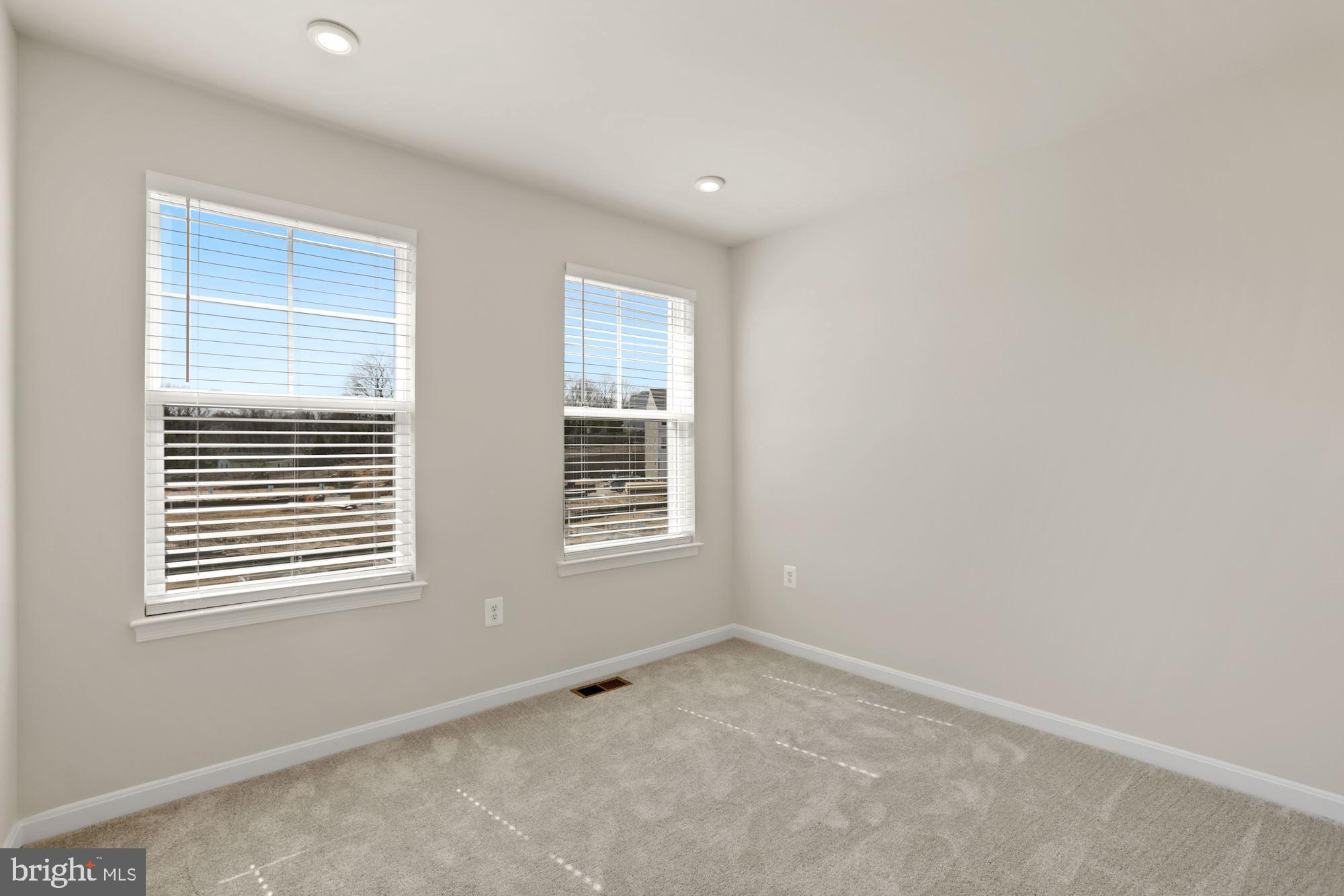 HIGHLAND PARK - Residential Lease