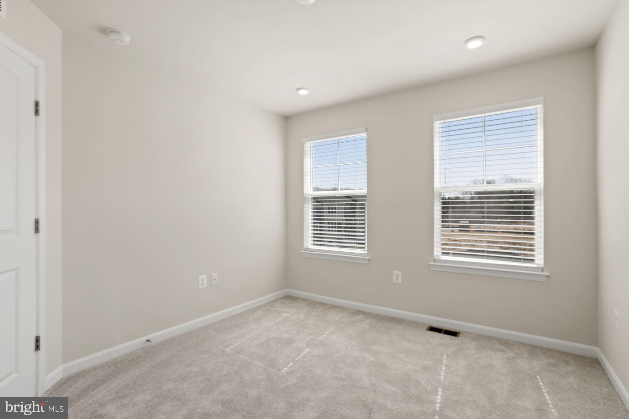 HIGHLAND PARK - Residential Lease