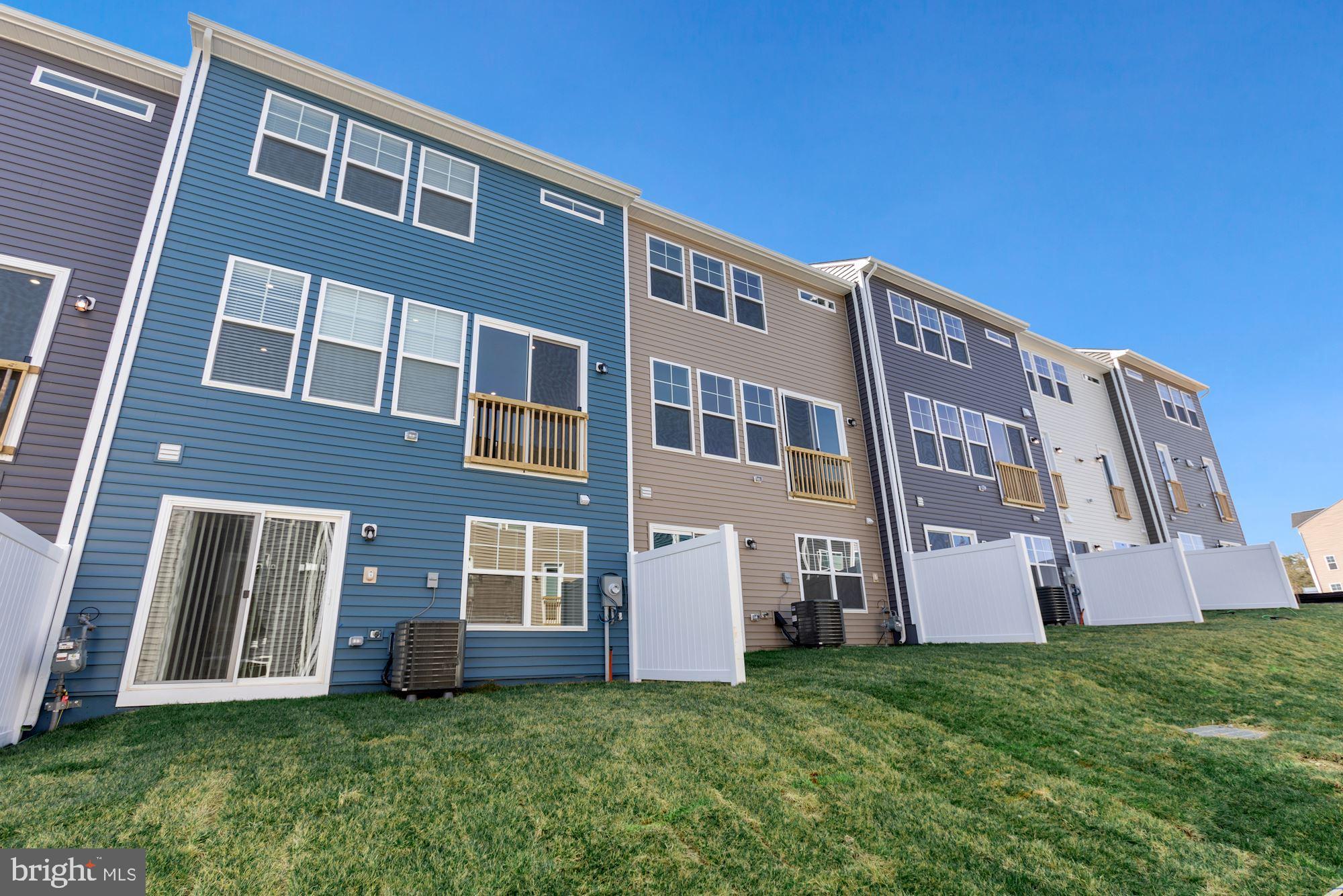 HIGHLAND PARK - Residential Lease