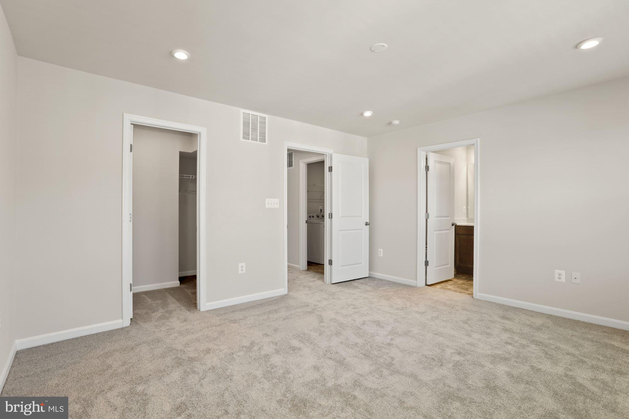 HIGHLAND PARK - Residential Lease