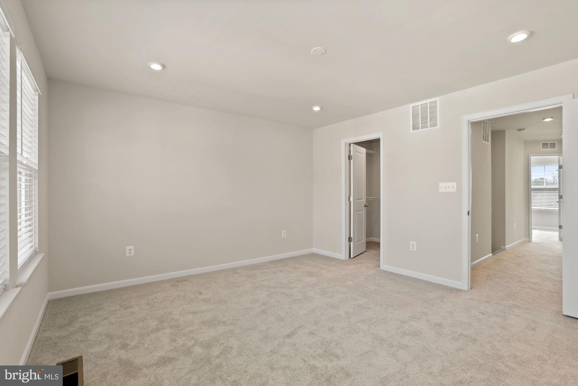 HIGHLAND PARK - Residential Lease