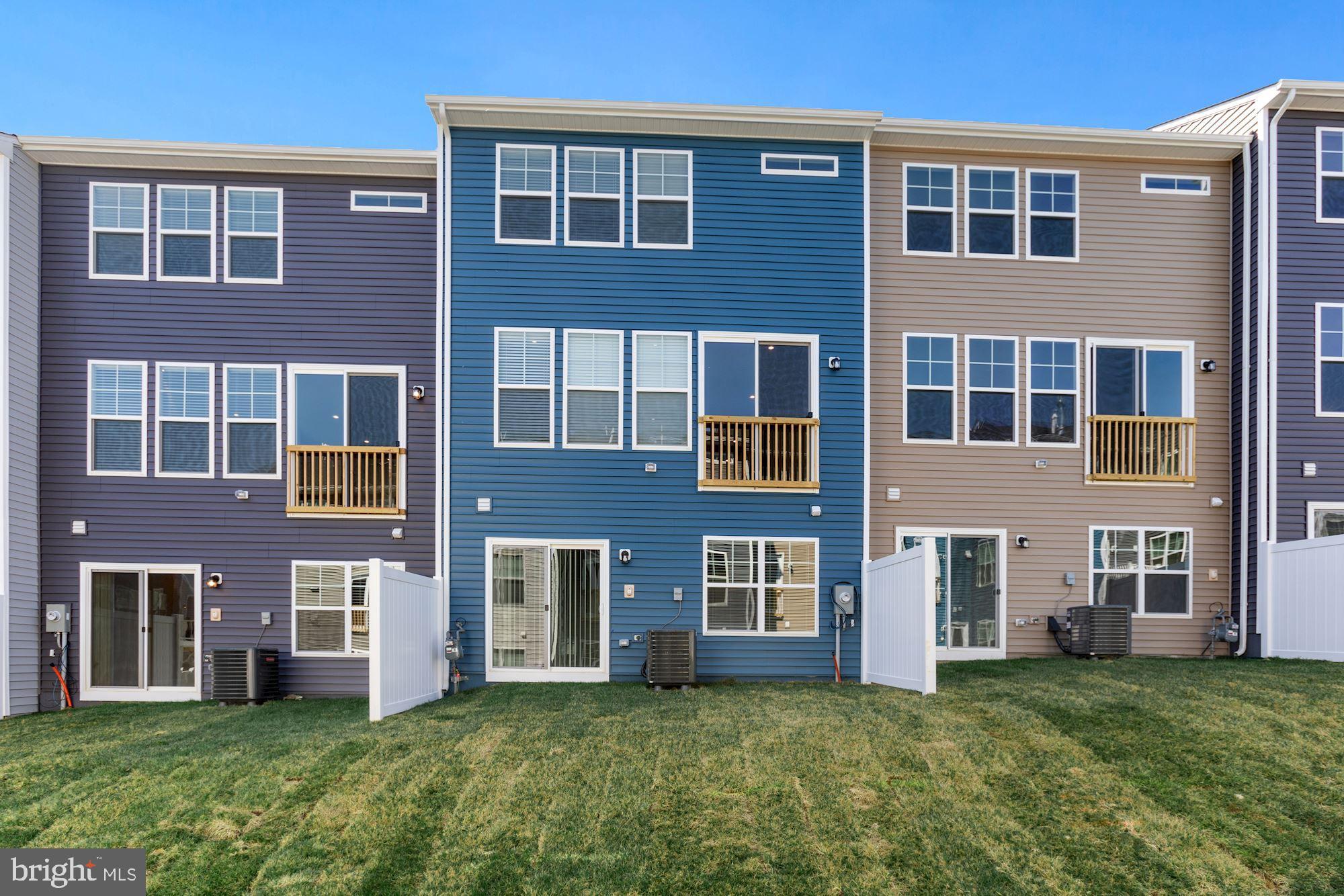 HIGHLAND PARK - Residential Lease