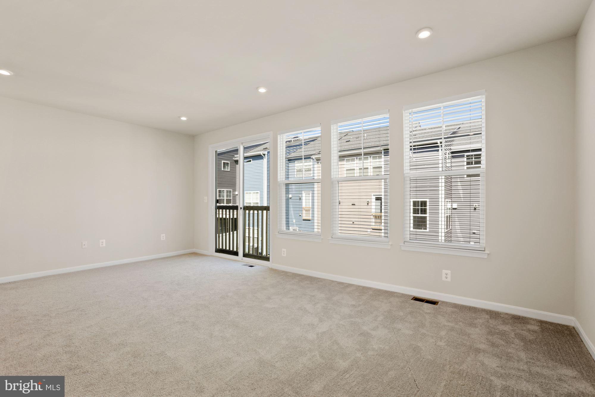 HIGHLAND PARK - Residential Lease