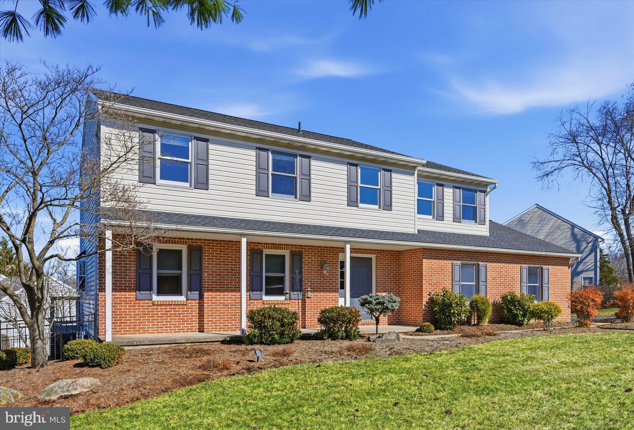 NORTHRIDGE - Residential