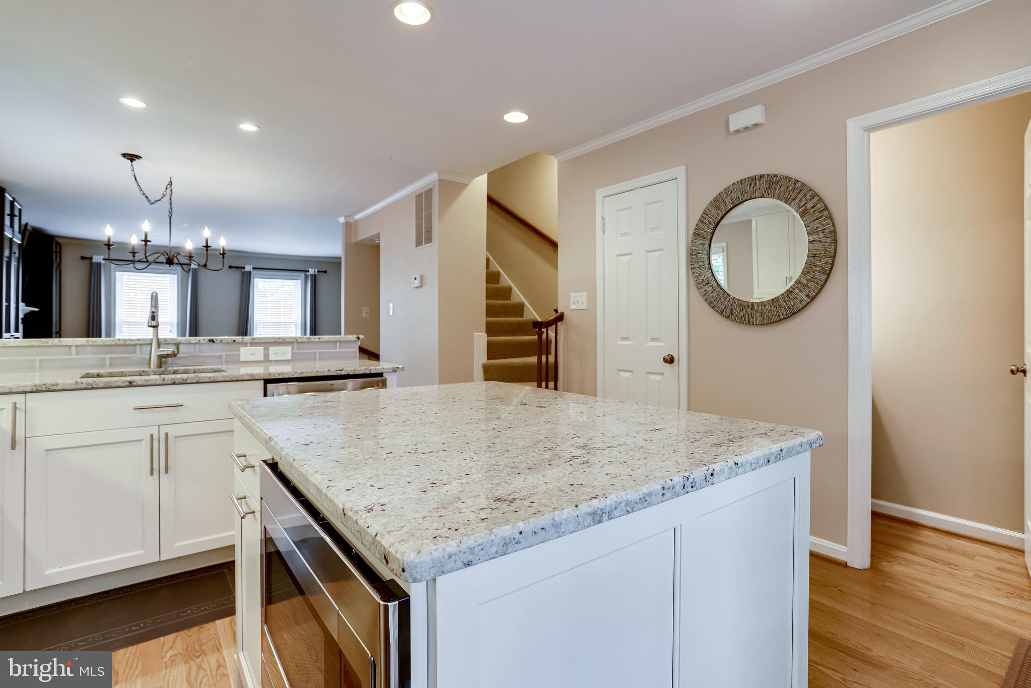 LAUREL MEWS - Residential