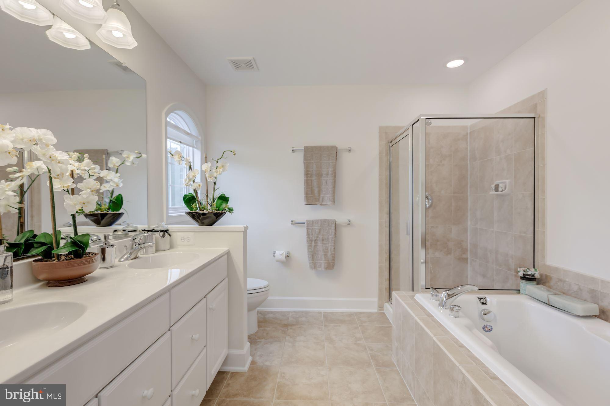 PAVILIONS AT HUNTINGTON - Residential