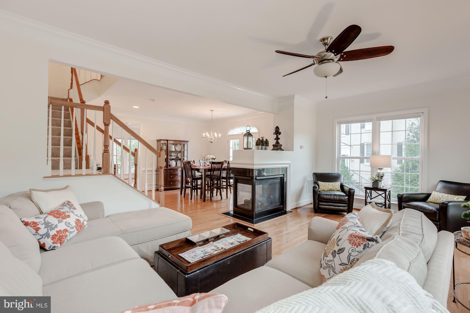 PAVILIONS AT HUNTINGTON - Residential