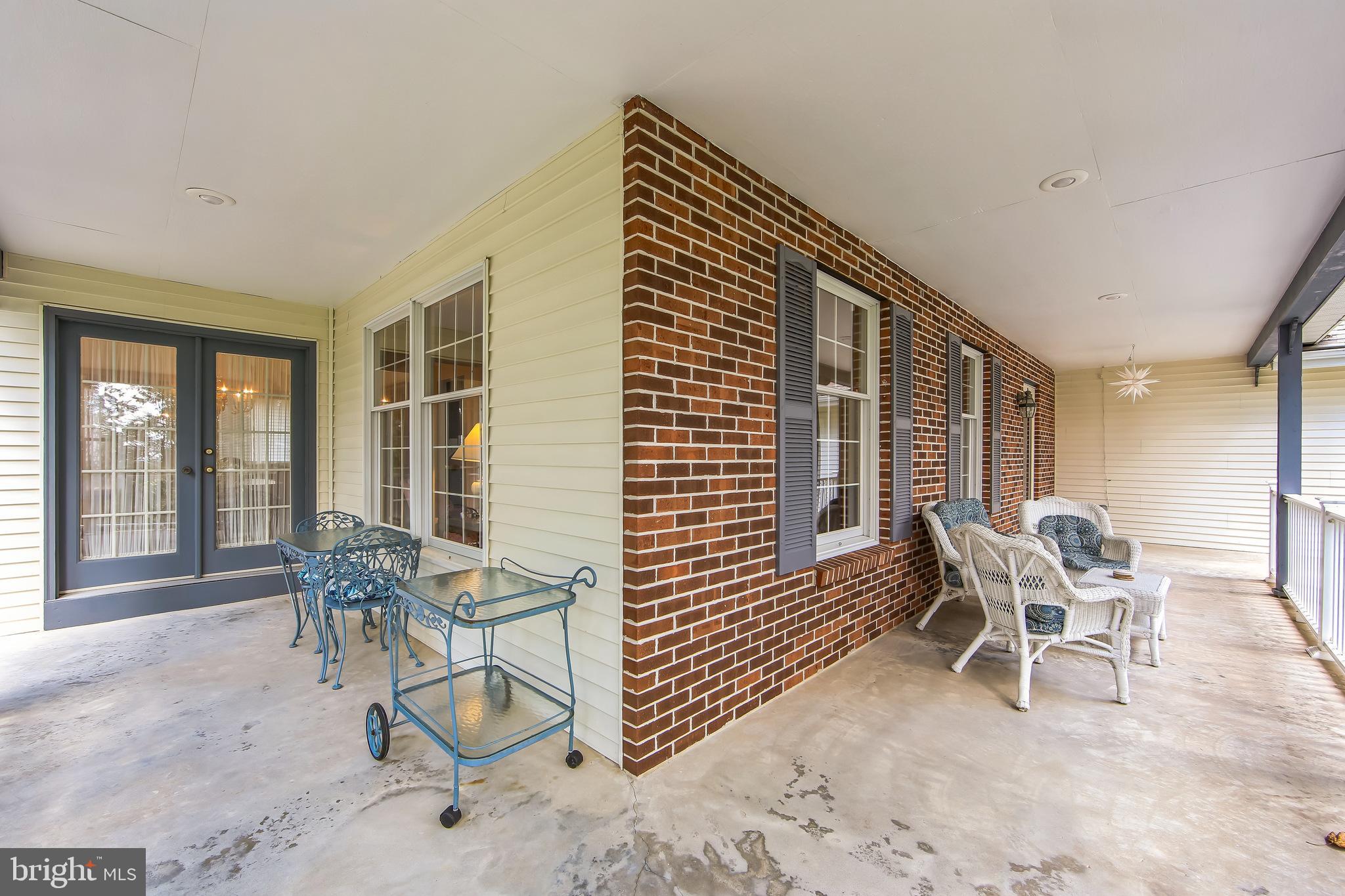 200 BLACK HORSE ROAD