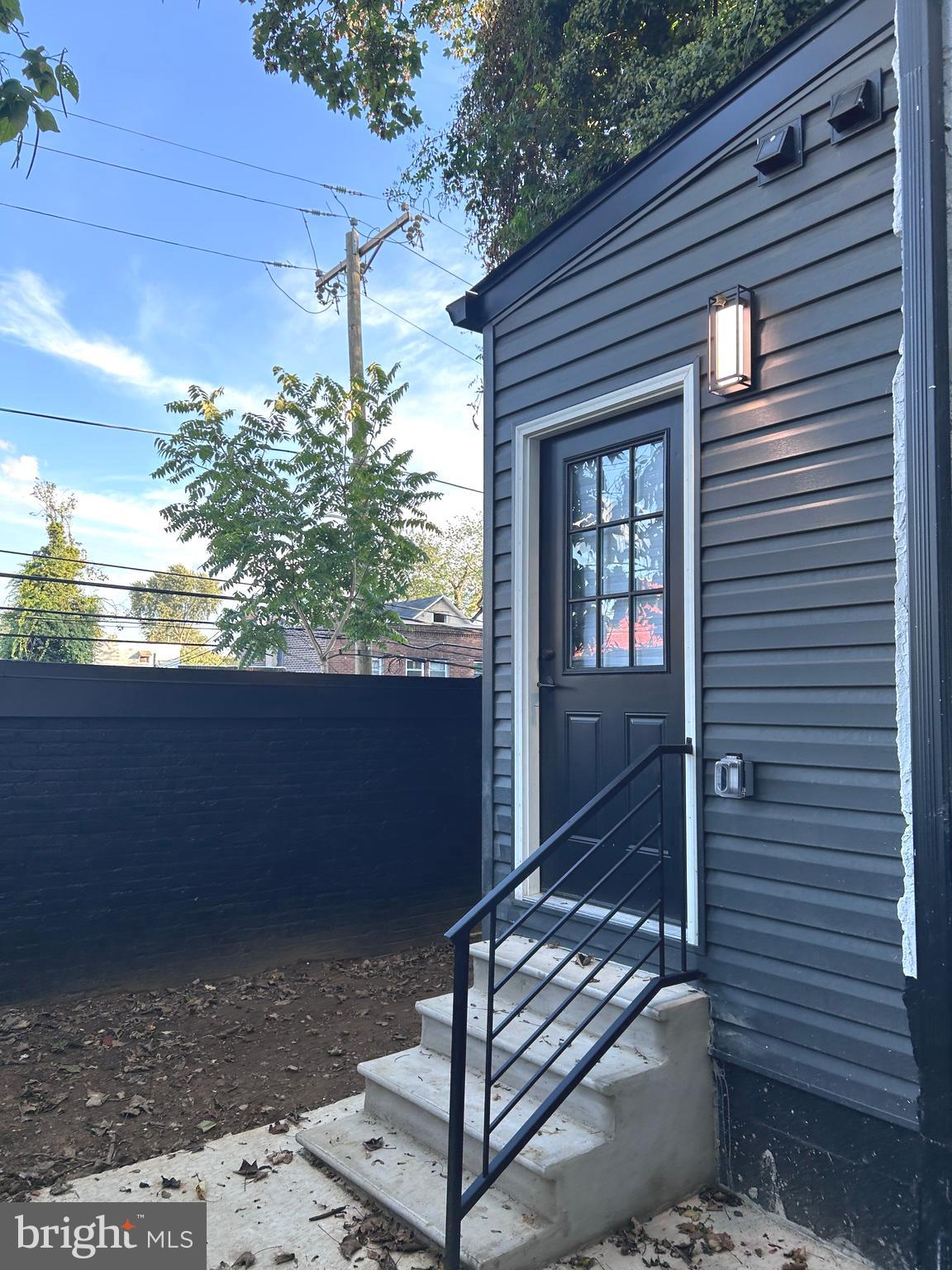 GERMANTOWN - Residential