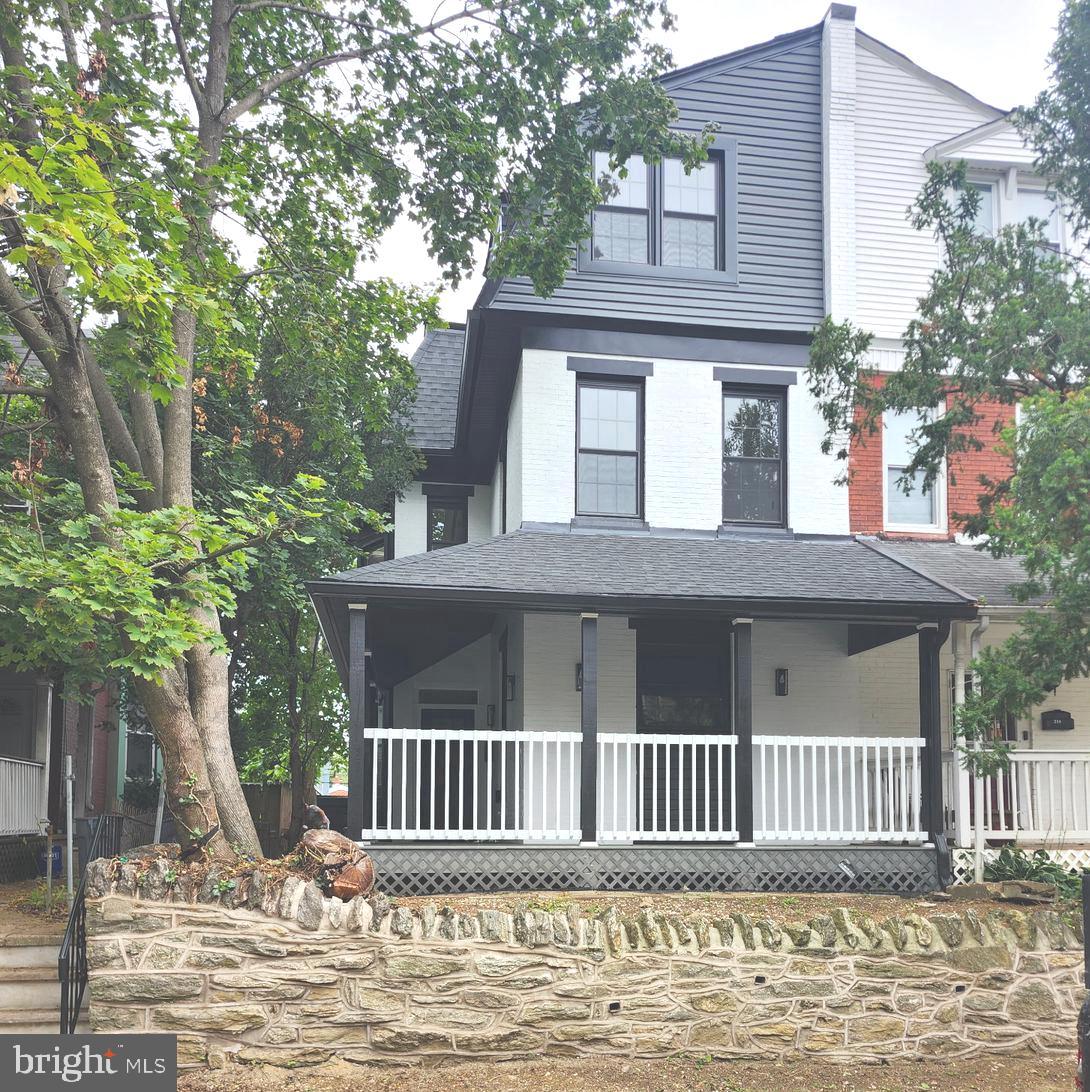 GERMANTOWN - Residential