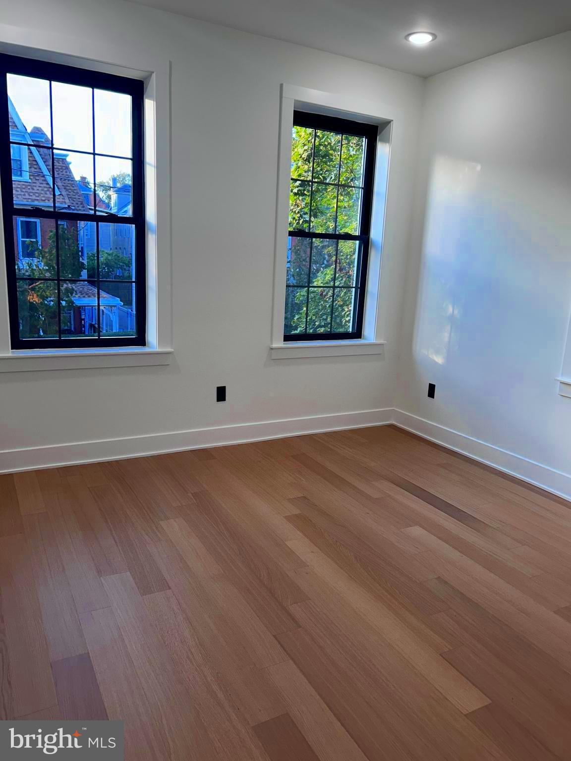 GERMANTOWN - Residential