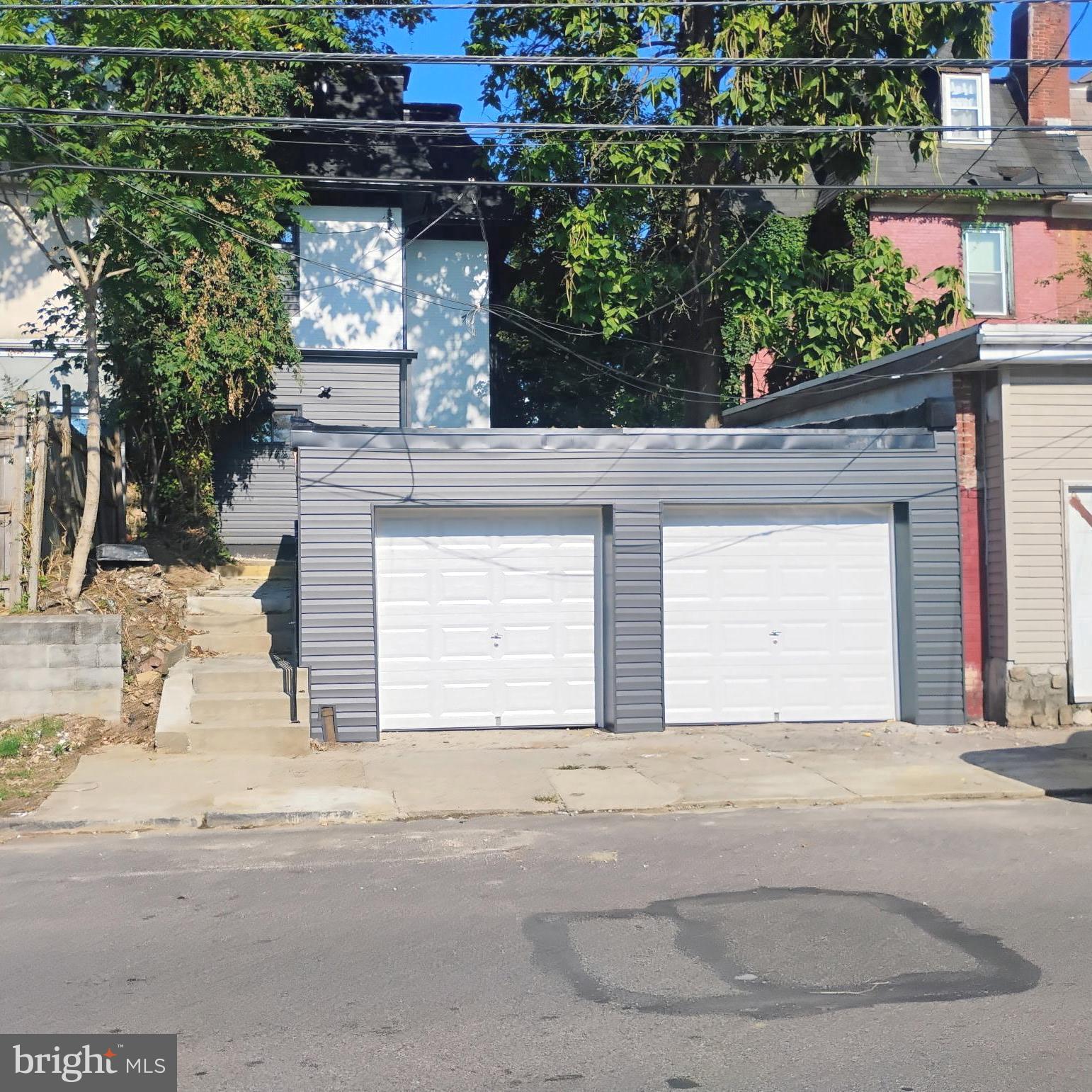 GERMANTOWN - Residential