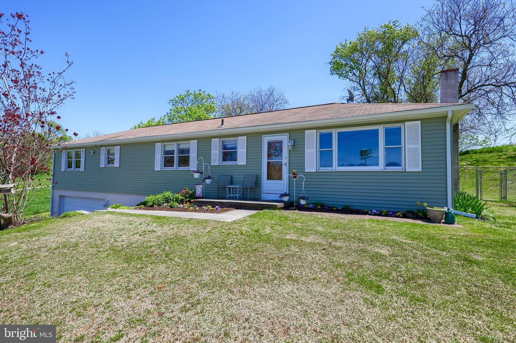 Photo of 147 Radcliff Road, Willow Street, PA 17584 (MLS # PALA2055218)