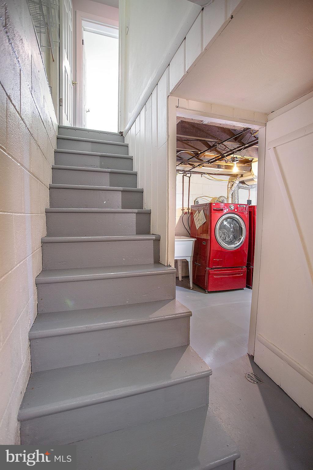 DEVONSHIRE GARDENS - Residential Lease