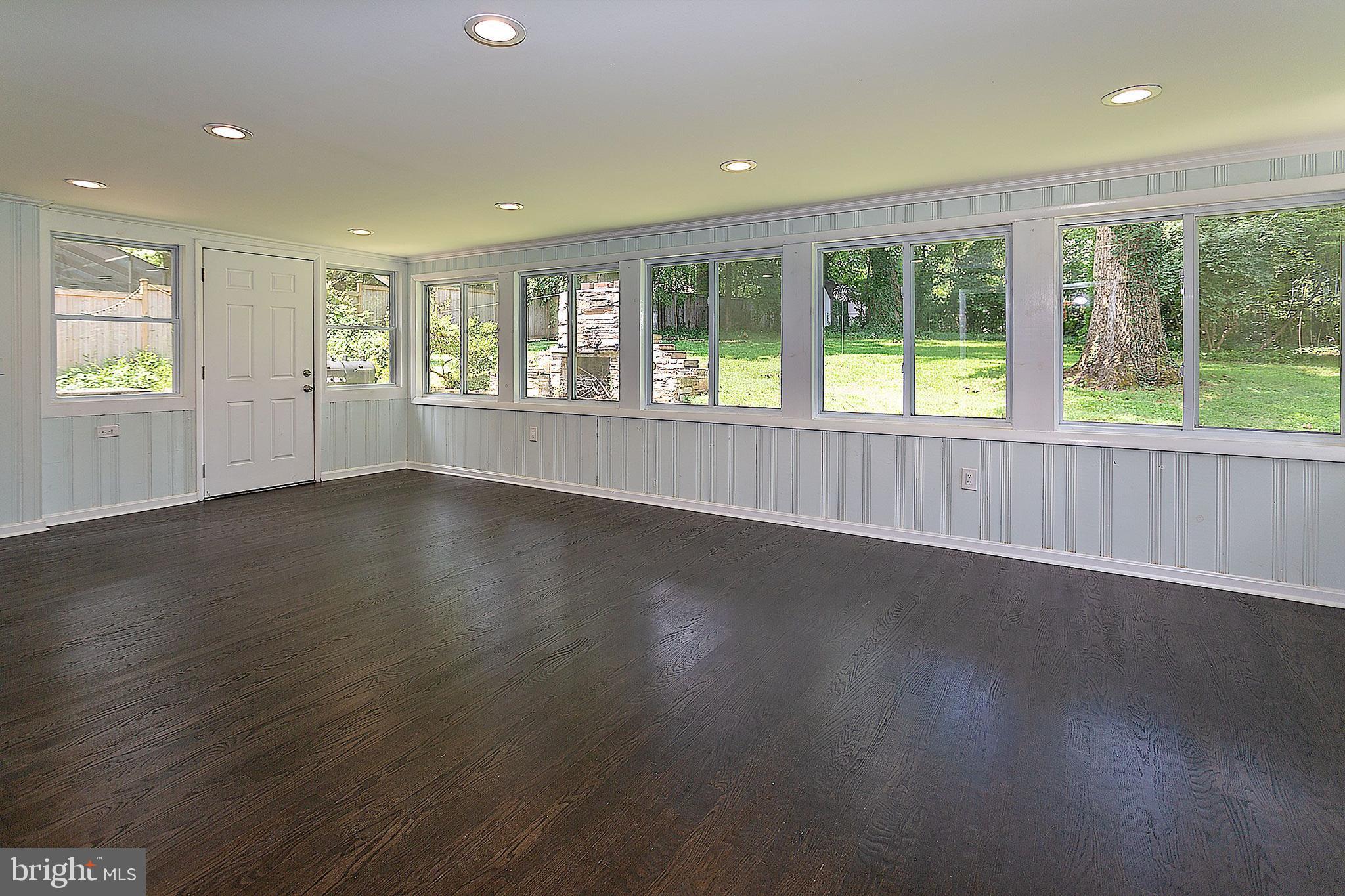 DEVONSHIRE GARDENS - Residential Lease