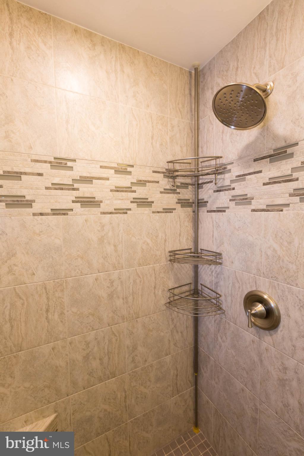 ROLLING VALLEY WEST - Residential Lease