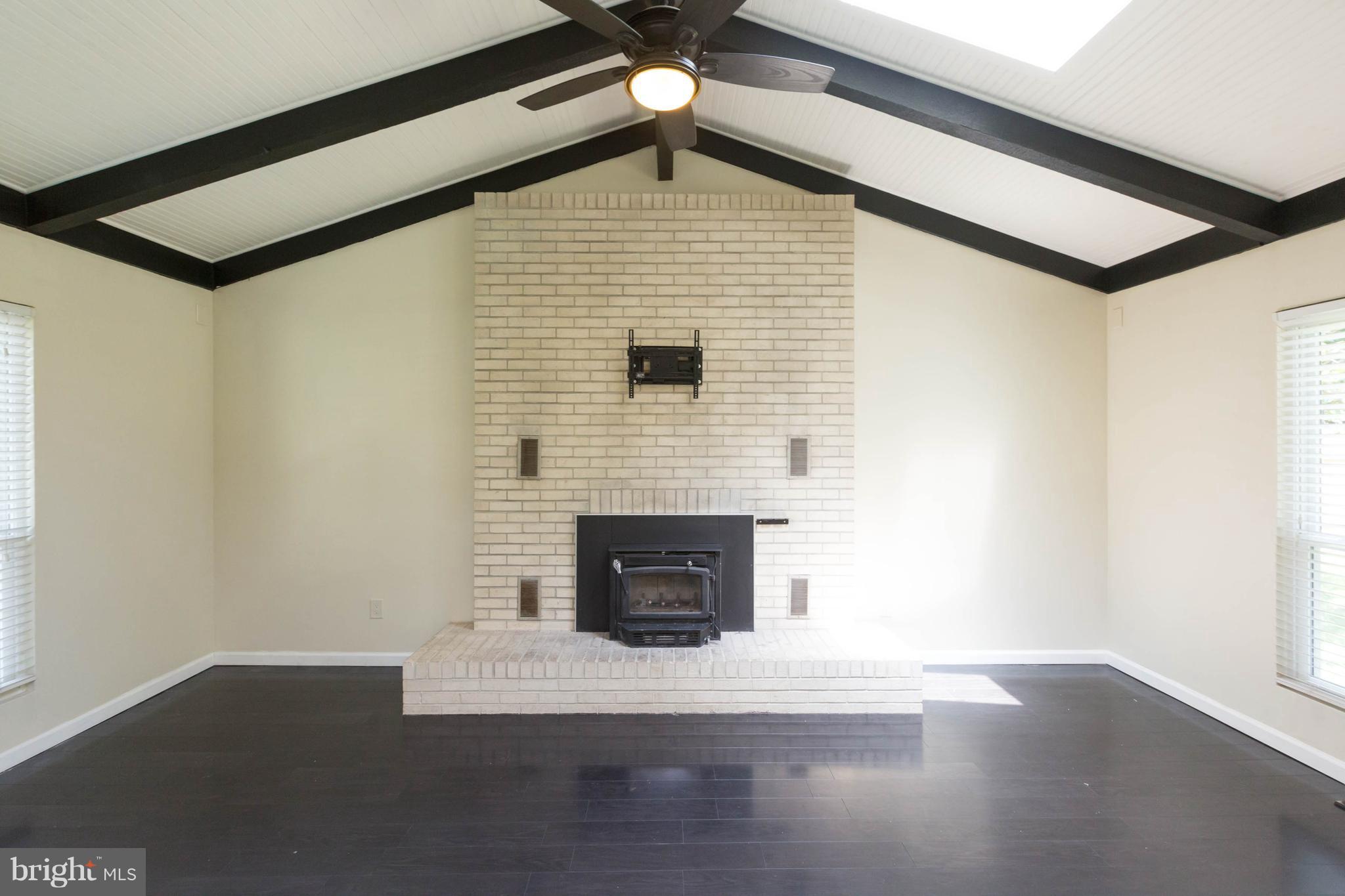 ROLLING VALLEY WEST - Residential Lease