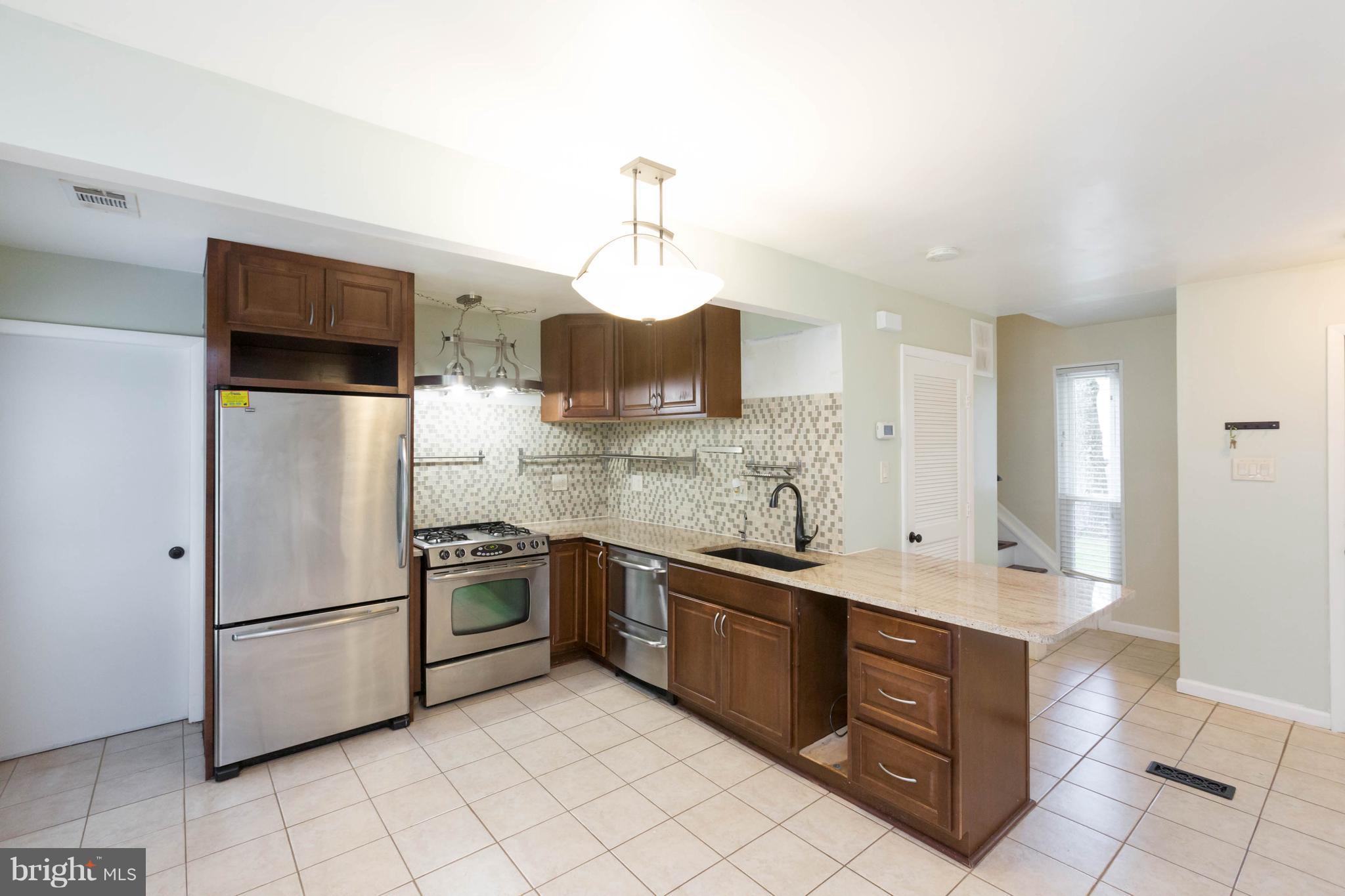 ROLLING VALLEY WEST - Residential Lease