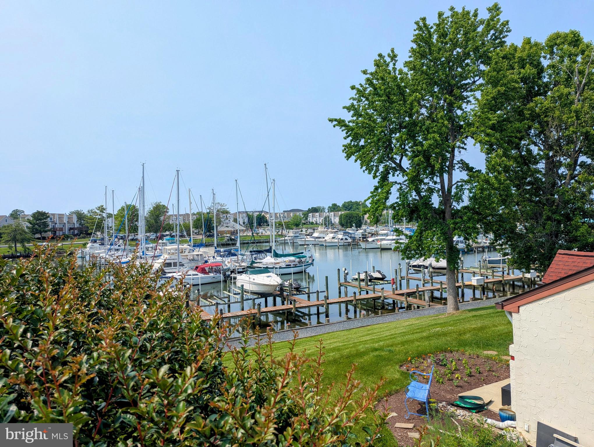 QUEENS LANDING - Residential Lease