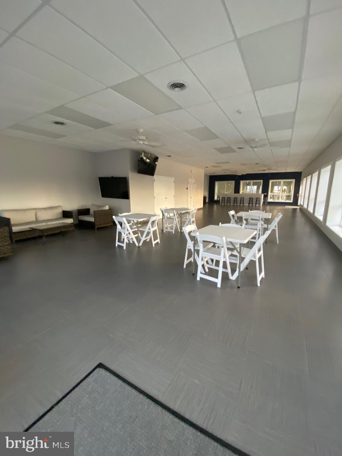 QUEENS LANDING - Residential Lease