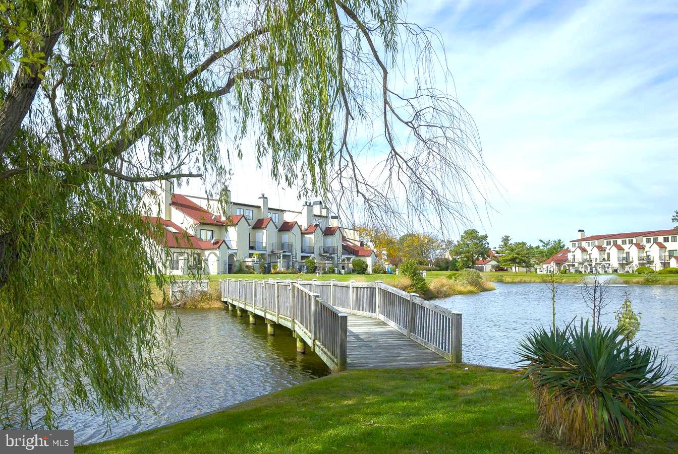 QUEENS LANDING - Residential Lease