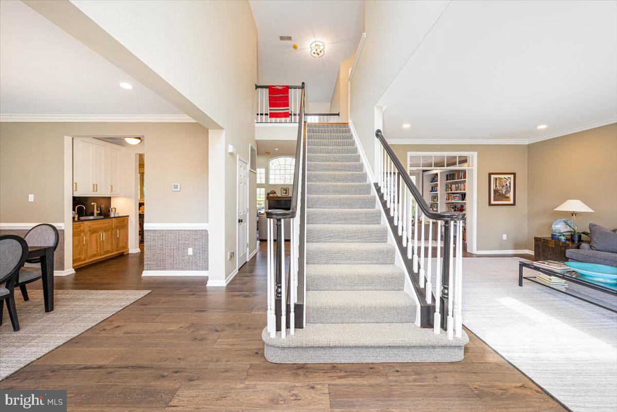 VILLAGE OF RIVER HILL - Residential