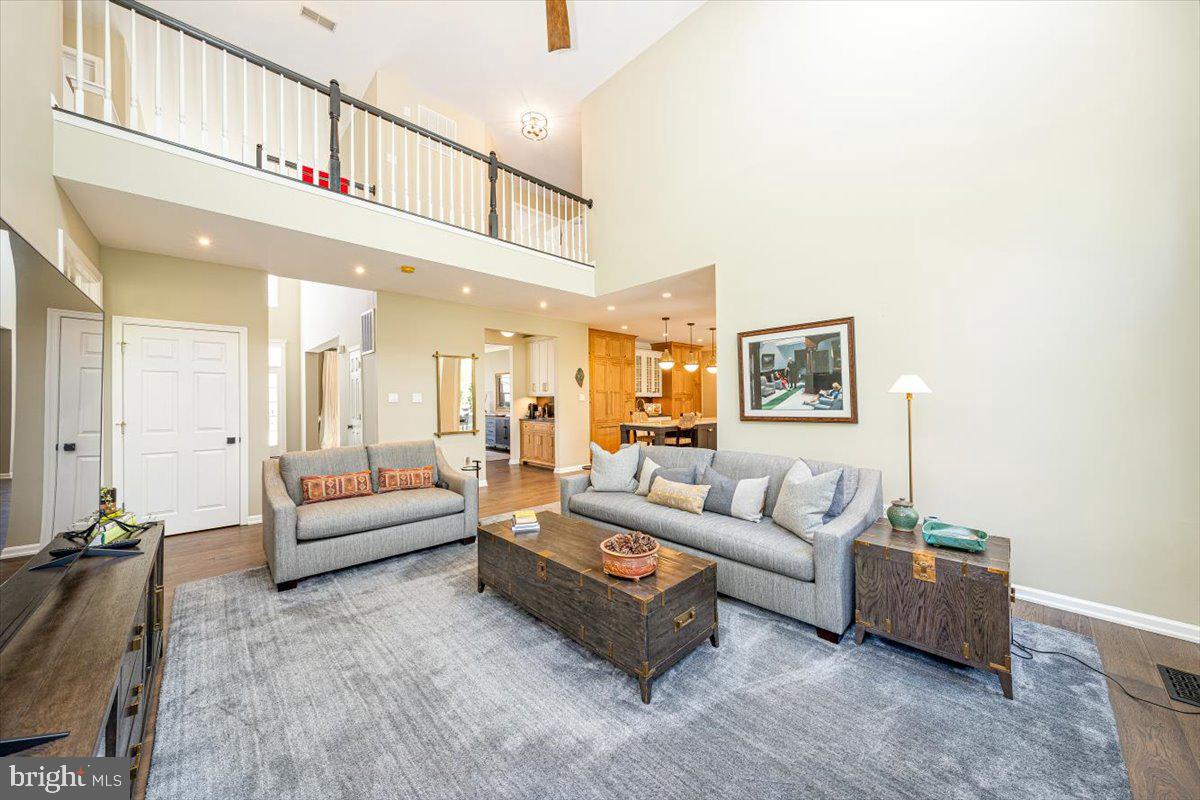 VILLAGE OF RIVER HILL - Residential