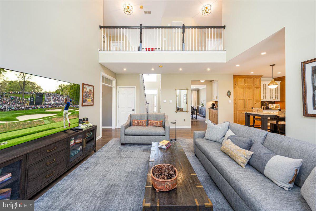 VILLAGE OF RIVER HILL - Residential