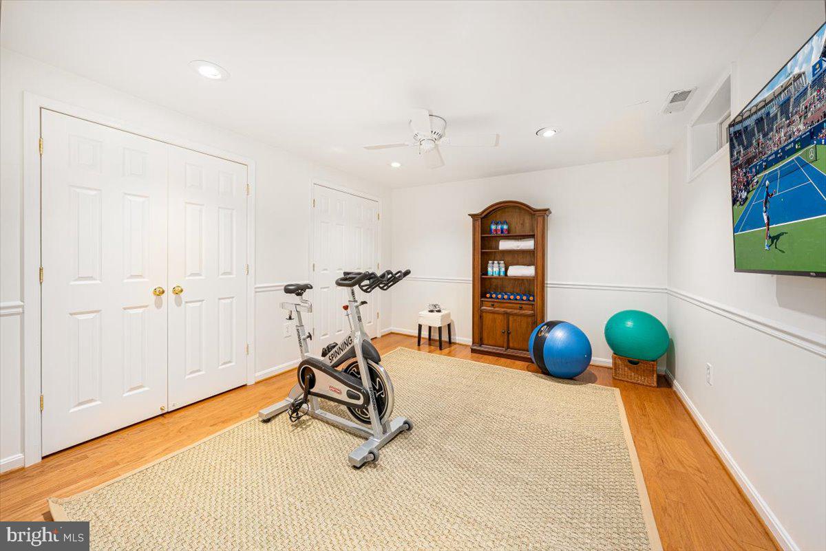 VILLAGE OF RIVER HILL - Residential