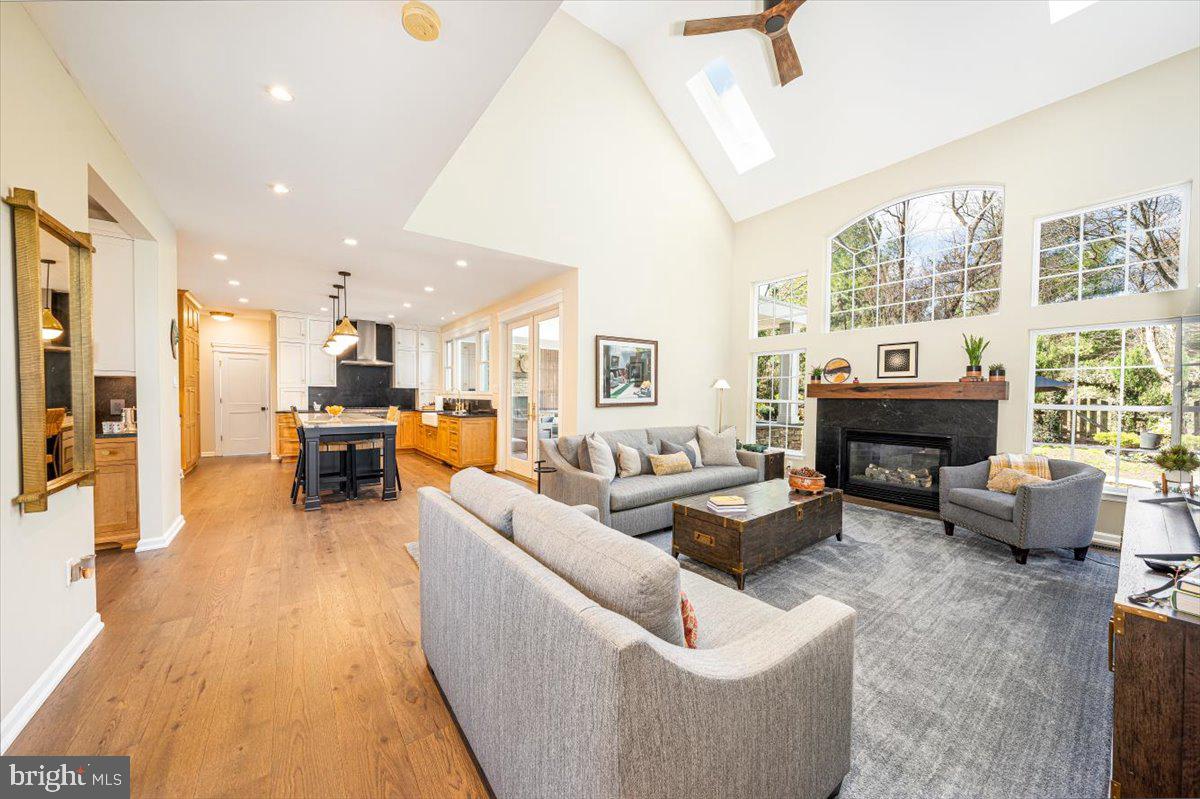 VILLAGE OF RIVER HILL - Residential