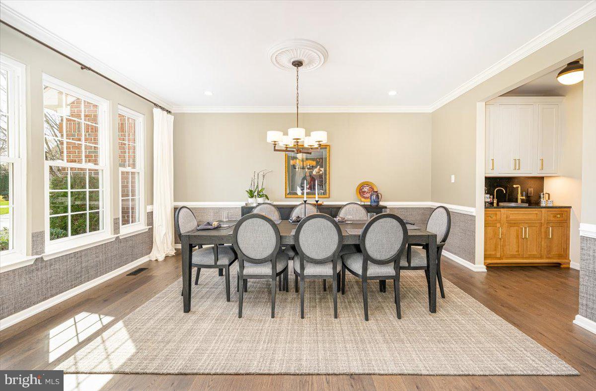 VILLAGE OF RIVER HILL - Residential