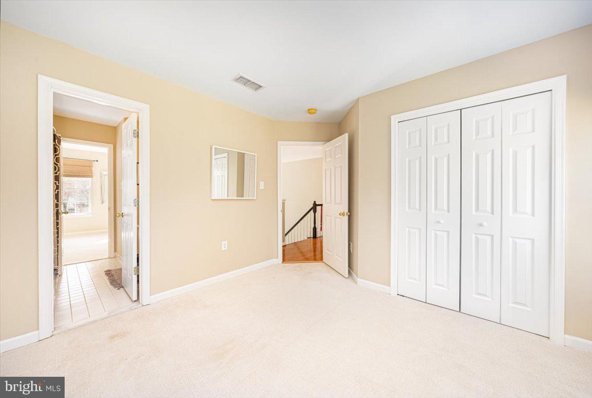 VILLAGE OF RIVER HILL - Residential