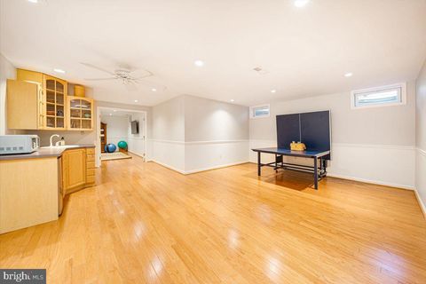 listing image 75