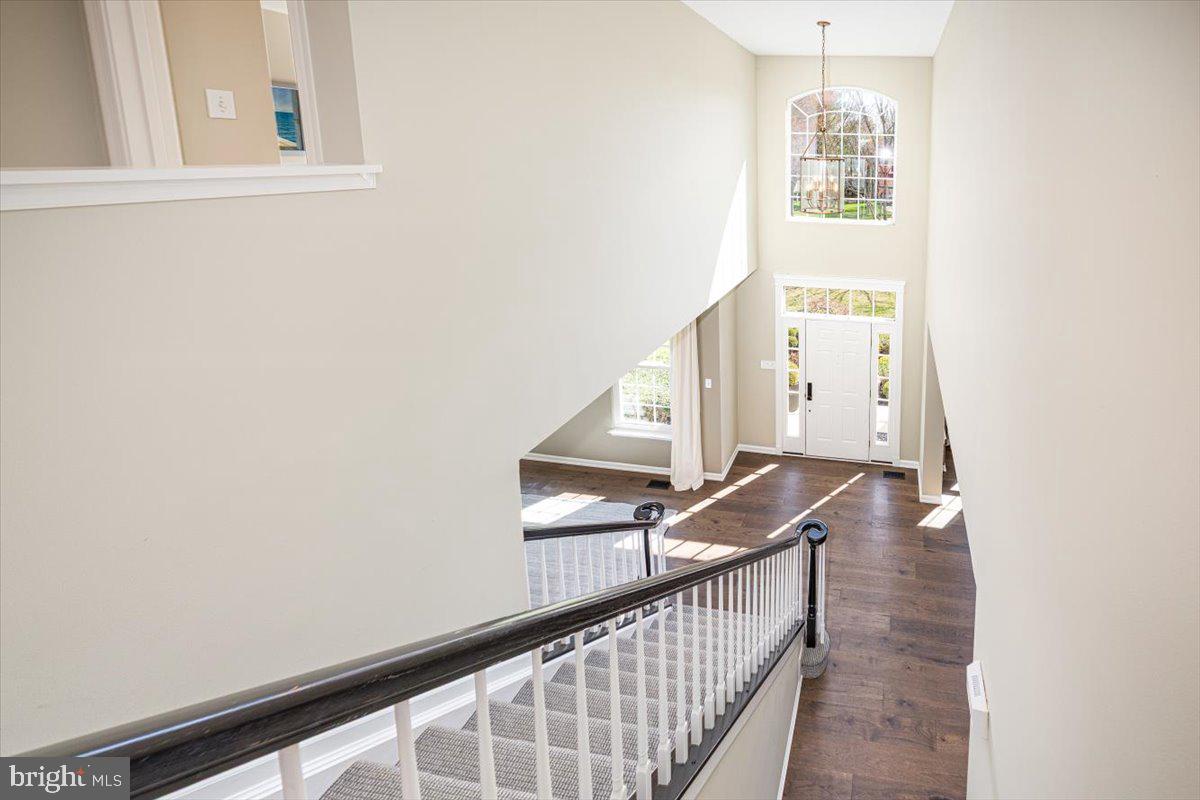 VILLAGE OF RIVER HILL - Residential