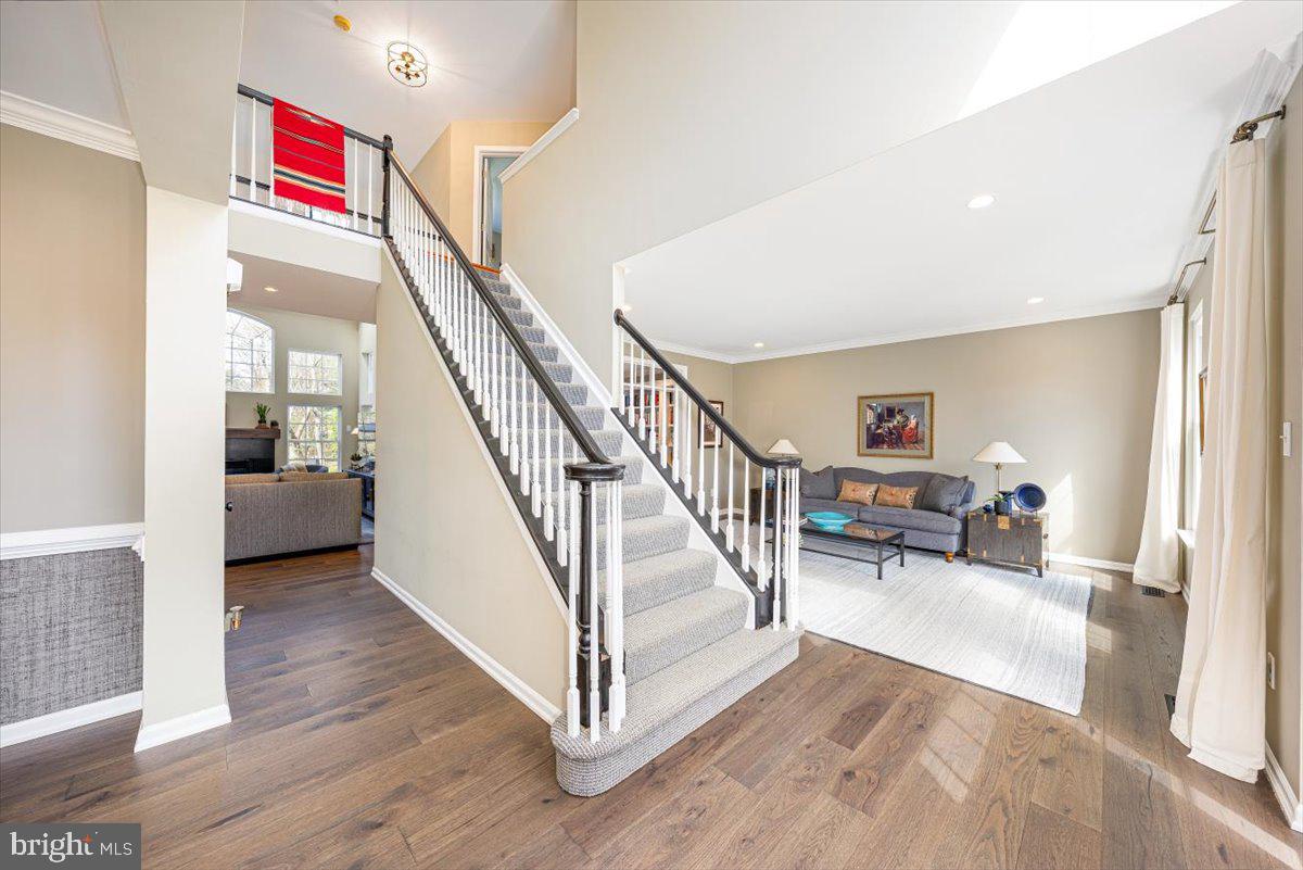 VILLAGE OF RIVER HILL - Residential